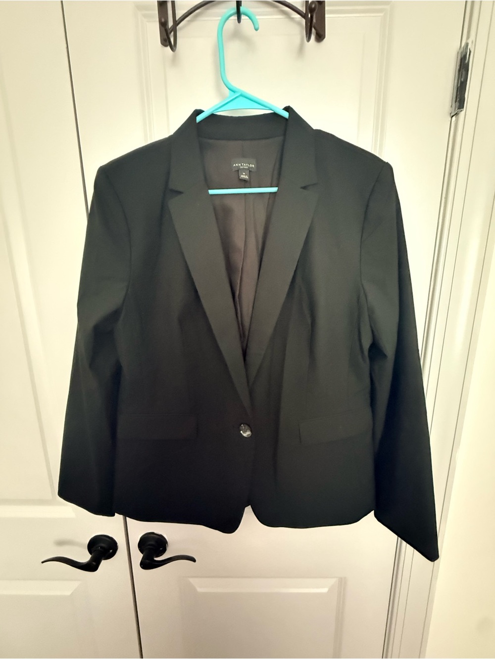 Ann Taylor Day Black Women's One-Button Blazer